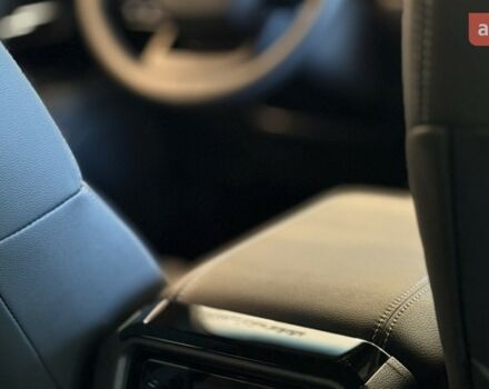 Тойота Ленд Крузер Прадо, объемом двигателя 2.8 л и пробегом 0 тыс. км за 58498 $, фото 5 на Automoto.ua