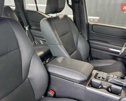 Тойота Ленд Крузер Прадо, объемом двигателя 2.8 л и пробегом 0 тыс. км за 59228 $, фото 20 на Automoto.ua