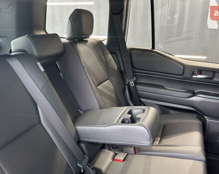 Тойота Ленд Крузер Прадо, объемом двигателя 2.8 л и пробегом 0 тыс. км за 59228 $, фото 18 на Automoto.ua