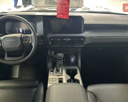 купить новое авто Тойота Ленд Крузер Прадо 2025 года от официального дилера Тойота на Столичному Тойота фото