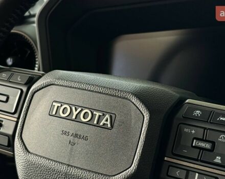 Тойота Ленд Крузер Прадо, объемом двигателя 2.8 л и пробегом 0 тыс. км за 80582 $, фото 3 на Automoto.ua