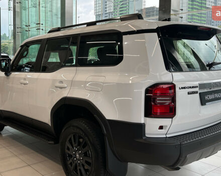 Тойота Ленд Крузер Прадо, объемом двигателя 2.8 л и пробегом 0 тыс. км за 56288 $, фото 5 на Automoto.ua