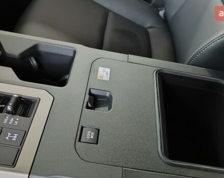 купити нове авто Тойота Ленд Крузер Прадо 2025 року від офіційного дилера Тойота Центр Чернігів «Соллі-Плюс» Тойота фото