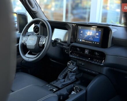 Тойота Ленд Крузер Прадо, объемом двигателя 2.8 л и пробегом 0 тыс. км за 60281 $, фото 13 на Automoto.ua