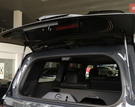 Тойота Ленд Крузер Прадо, объемом двигателя 2.8 л и пробегом 0 тыс. км за 72193 $, фото 28 на Automoto.ua