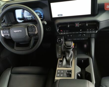 Тойота Ленд Крузер Прадо, объемом двигателя 2.8 л и пробегом 0 тыс. км за 69131 $, фото 15 на Automoto.ua