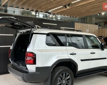 Тойота Ленд Крузер Прадо, объемом двигателя 2.8 л и пробегом 0 тыс. км за 71920 $, фото 27 на Automoto.ua