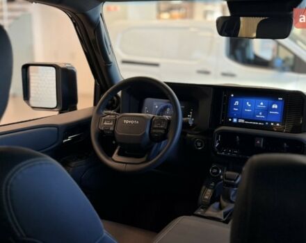 Тойота Ленд Крузер Прадо, объемом двигателя 2.8 л и пробегом 0 тыс. км за 58498 $, фото 4 на Automoto.ua