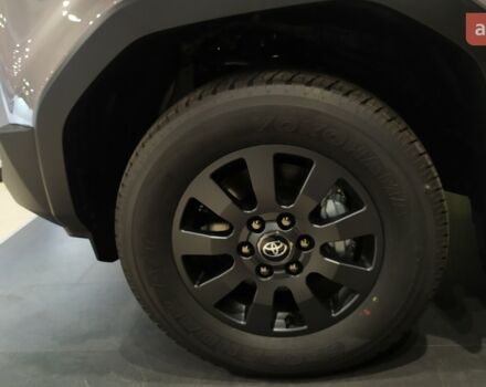 Тойота Ленд Крузер Прадо, объемом двигателя 2.8 л и пробегом 0 тыс. км за 67367 $, фото 17 на Automoto.ua