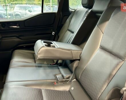 Тойота Ленд Крузер Прадо, объемом двигателя 2.8 л и пробегом 0 тыс. км за 71920 $, фото 17 на Automoto.ua