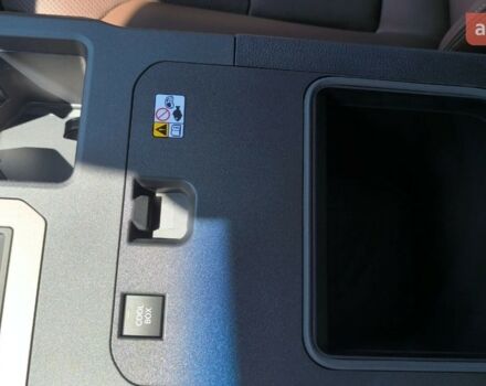 Тойота Ленд Крузер Прадо, объемом двигателя 2.8 л и пробегом 0 тыс. км за 61947 $, фото 11 на Automoto.ua