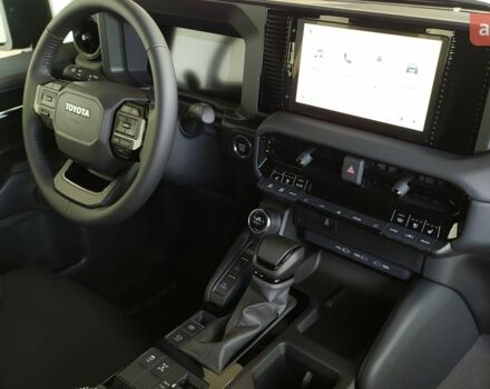 Тойота Ленд Крузер Прадо 2025 в Кривом Роге на Automoto.ua Тойота Ленд Крузер Прадо, объемом двигателя 2.8 л и пробегом 0 тыс. км за 61298 $, фото 16 на Automoto.ua