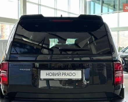 Тойота Ленд Крузер Прадо, объемом двигателя 2.8 л и пробегом 0 тыс. км за 80582 $, фото 16 на Automoto.ua