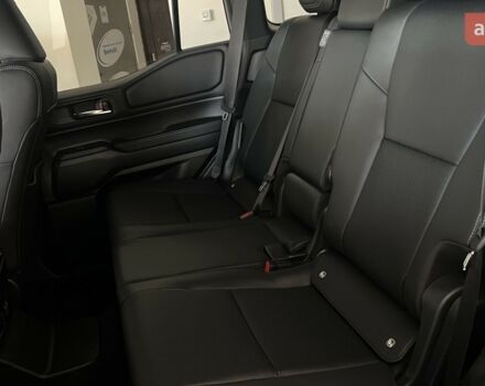 Тойота Ленд Крузер Прадо, объемом двигателя 2.8 л и пробегом 0 тыс. км за 62550 $, фото 7 на Automoto.ua