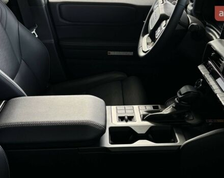 Тойота Ленд Крузер Прадо, объемом двигателя 2.8 л и пробегом 0 тыс. км за 80582 $, фото 13 на Automoto.ua