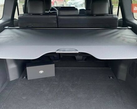 Тойота Ленд Крузер Прадо, объемом двигателя 2.8 л и пробегом 0 тыс. км за 62426 $, фото 5 на Automoto.ua