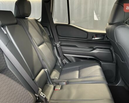 Тойота Ленд Крузер Прадо, объемом двигателя 2.8 л и пробегом 0 тыс. км за 71920 $, фото 19 на Automoto.ua