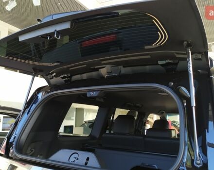 Тойота Ленд Крузер Прадо, объемом двигателя 2.8 л и пробегом 0 тыс. км за 69131 $, фото 8 на Automoto.ua