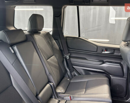 Тойота Ленд Крузер Прадо, объемом двигателя 2.8 л и пробегом 0 тыс. км за 56288 $, фото 17 на Automoto.ua