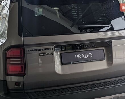 Тойота Ленд Крузер Прадо, об'ємом двигуна 2.39 л та пробігом 0 тис. км за 72864 $, фото 7 на Automoto.ua