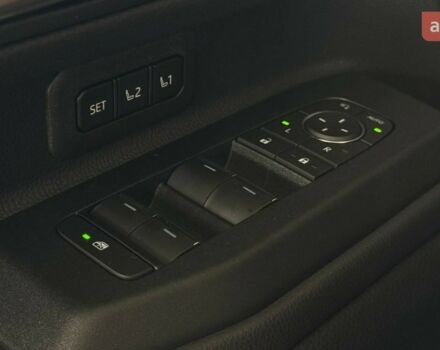 Тойота Ленд Крузер Прадо, объемом двигателя 2.8 л и пробегом 0 тыс. км за 70987 $, фото 21 на Automoto.ua