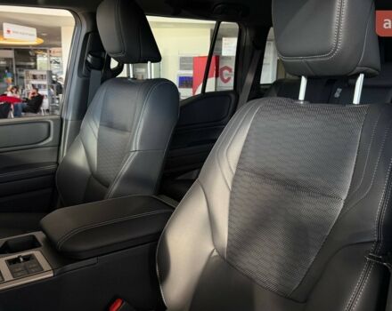 Тойота Ленд Крузер Прадо, объемом двигателя 2.8 л и пробегом 0 тыс. км за 71256 $, фото 18 на Automoto.ua