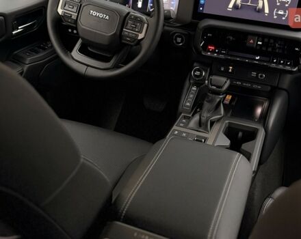 Тойота Ленд Крузер Прадо, об'ємом двигуна 2.8 л та пробігом 0 тис. км за 63979 $, фото 3 на Automoto.ua