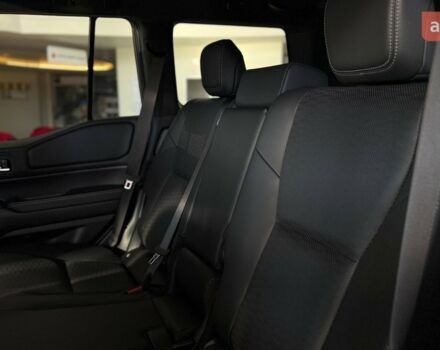 Тойота Ленд Крузер Прадо, объемом двигателя 2.8 л и пробегом 0 тыс. км за 71256 $, фото 21 на Automoto.ua