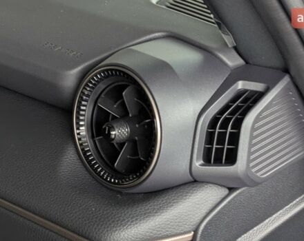 Тойота Ленд Крузер Прадо, об'ємом двигуна 2.39 л та пробігом 0 тис. км за 72864 $, фото 12 на Automoto.ua