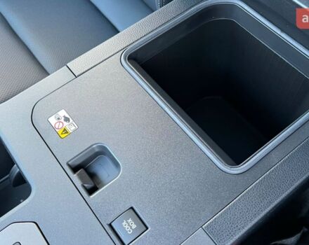 Тойота Ленд Крузер Прадо, объемом двигателя 2.8 л и пробегом 0 тыс. км за 69020 $, фото 30 на Automoto.ua