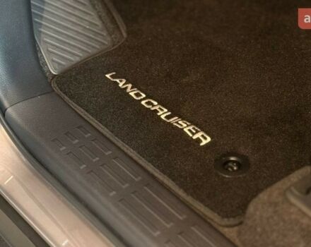 Тойота Ленд Крузер Прадо, объемом двигателя 2.8 л и пробегом 0 тыс. км за 79718 $, фото 14 на Automoto.ua