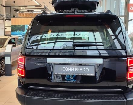 Тойота Ленд Крузер Прадо 2025 року купити нове авто Тойота Ленд Крузер Прадо 2025 року від офіційного дилера Тойота Центр Чернігів «Соллі-Плюс» Тойота фото