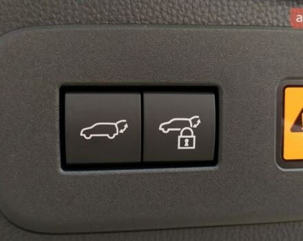 Тойота Ленд Крузер Прадо 2025 в Кривом Роге на Automoto.ua Тойота Ленд Крузер Прадо, объемом двигателя 2.8 л и пробегом 0 тыс. км за 61298 $, фото 33 на Automoto.ua