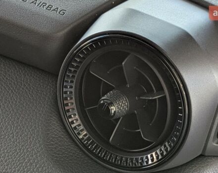 Тойота Ленд Крузер Прадо, объемом двигателя 2.8 л и пробегом 0 тыс. км за 63991 $, фото 18 на Automoto.ua