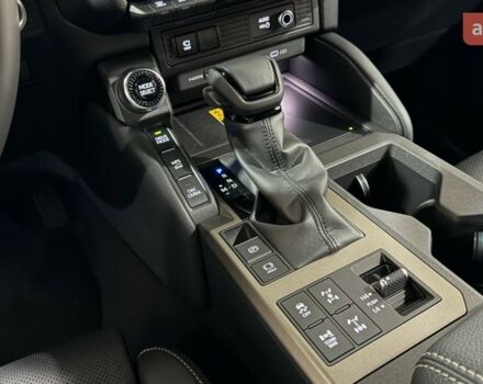 Тойота Ленд Крузер Прадо, объемом двигателя 2.8 л и пробегом 0 тыс. км за 69421 $, фото 23 на Automoto.ua