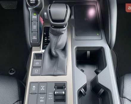 Тойота Ленд Крузер Прадо, объемом двигателя 2.8 л и пробегом 0 тыс. км за 62426 $, фото 19 на Automoto.ua