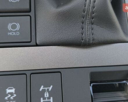 Тойота Ленд Крузер Прадо, объемом двигателя 2.8 л и пробегом 0 тыс. км за 61947 $, фото 17 на Automoto.ua