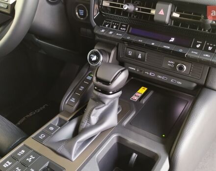 Тойота Ленд Крузер Прадо, объемом двигателя 2.8 л и пробегом 0 тыс. км за 72193 $, фото 15 на Automoto.ua