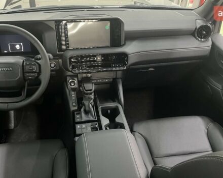 Тойота Ленд Крузер Прадо 2025 года купить новое авто Тойота Ленд Крузер Прадо 2025 года от официального дилера Тойота на Столичному Тойота фото