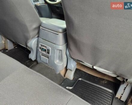 Сірий Тойота Ленд Крузер Прадо, об'ємом двигуна 3.38 л та пробігом 170 тис. км за 7950 $, фото 12 на Automoto.ua