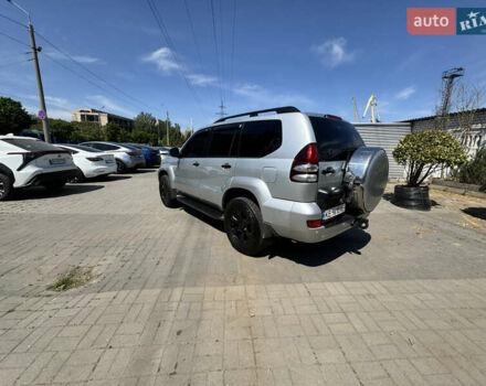 Серый Тойота Ленд Крузер Прадо, объемом двигателя 2.7 л и пробегом 195 тыс. км за 12800 $, фото 14 на Automoto.ua