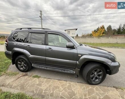 Серый Тойота Ленд Крузер Прадо, объемом двигателя 2.98 л и пробегом 346 тыс. км за 13999 $, фото 1 на Automoto.ua