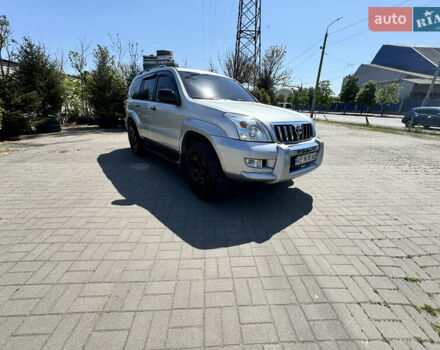 Серый Тойота Ленд Крузер Прадо, объемом двигателя 2.7 л и пробегом 195 тыс. км за 12800 $, фото 7 на Automoto.ua