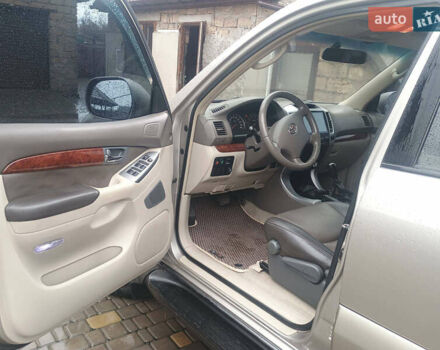 Сірий Тойота Ленд Крузер Прадо, об'ємом двигуна 2.7 л та пробігом 278 тис. км за 12500 $, фото 7 на Automoto.ua