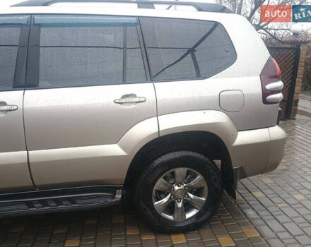 Сірий Тойота Ленд Крузер Прадо, об'ємом двигуна 2.7 л та пробігом 278 тис. км за 12500 $, фото 4 на Automoto.ua