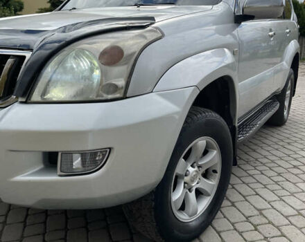 Сірий Тойота Ленд Крузер Прадо, об'ємом двигуна 4 л та пробігом 455 тис. км за 12950 $, фото 3 на Automoto.ua