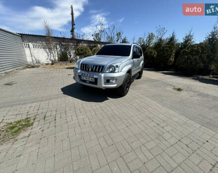 Серый Тойота Ленд Крузер Прадо, объемом двигателя 2.7 л и пробегом 195 тыс. км за 12800 $, фото 6 на Automoto.ua