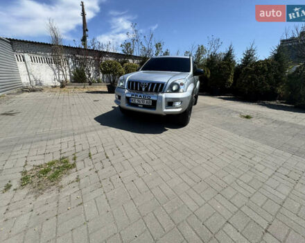Серый Тойота Ленд Крузер Прадо, объемом двигателя 2.7 л и пробегом 195 тыс. км за 12800 $, фото 4 на Automoto.ua