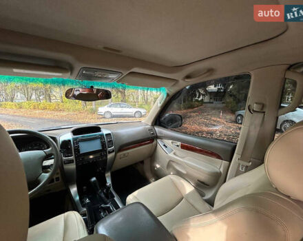 Сірий Тойота Ленд Крузер Прадо, об'ємом двигуна 3.96 л та пробігом 260 тис. км за 11500 $, фото 13 на Automoto.ua