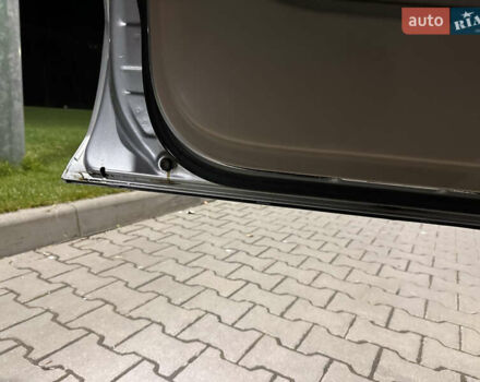 Сірий Тойота Ленд Крузер Прадо, об'ємом двигуна 2.69 л та пробігом 220 тис. км за 9499 $, фото 34 на Automoto.ua